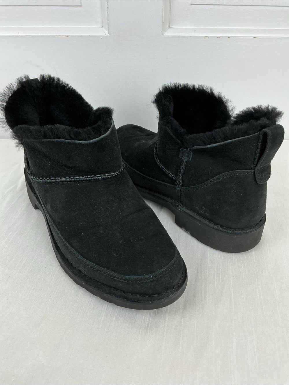Ugg Melrose Ankle Bootie Black Suede Size 9 1103807 Boots Uggs Fur Sherling